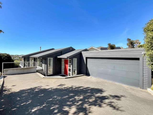 MOUNT PLEASANT - TWO STOREY, FOUR BEDROOMS, PANORMAIC VIEWS