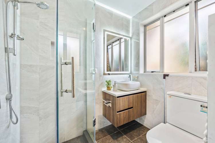 2/9 Alma Road Milford_13