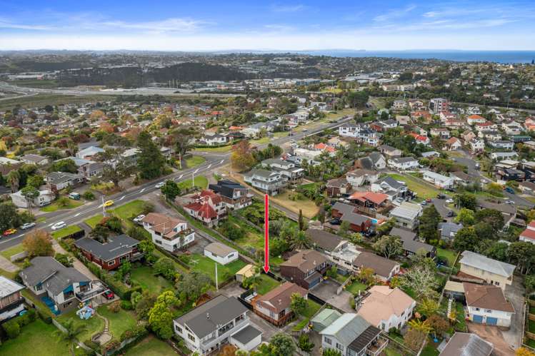 1/105 Sunset Road Totara Vale_40