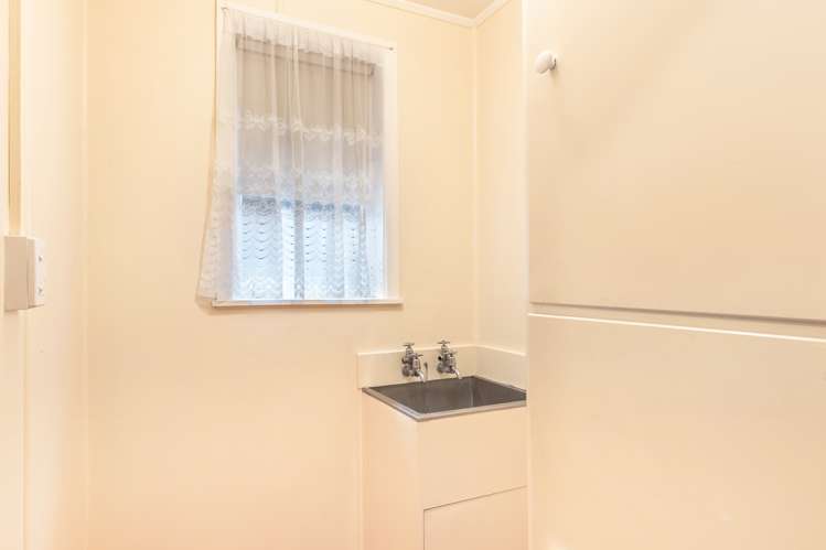 114 Te Rangitautahanga Road Turangi_15