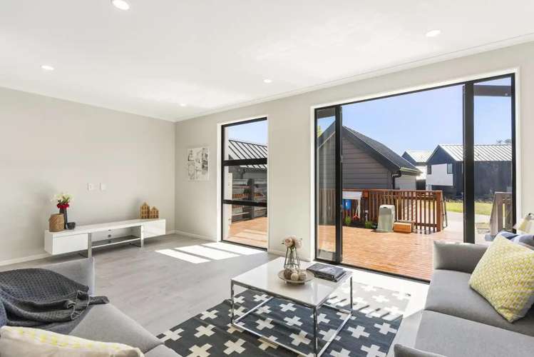 5 Lark Lane Whitford_16