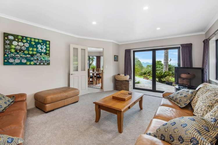 21 Going Road Matarau_4