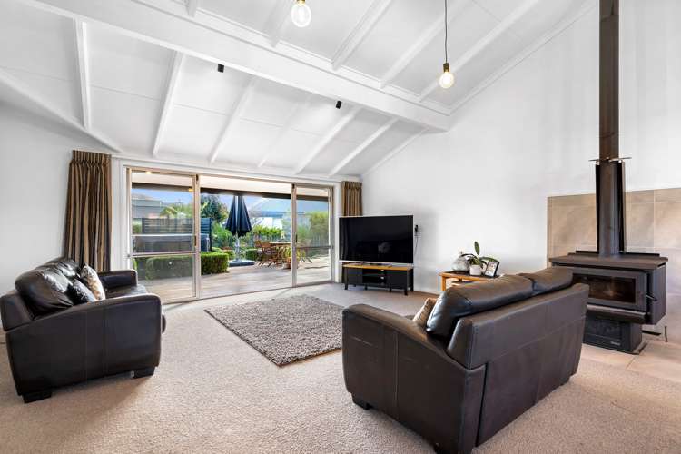 11 Holyrood Street Taradale_6