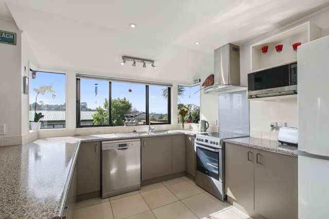 9 Dobell Road Stanmore Bay_3