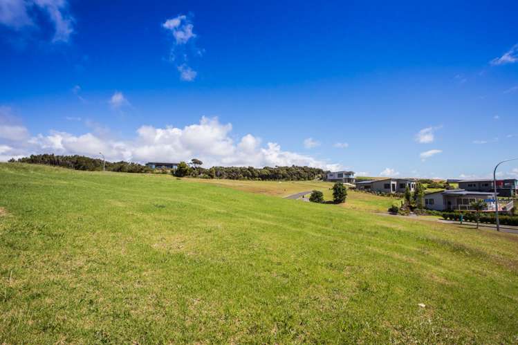 42 Dudley Crescent Cable Bay_5