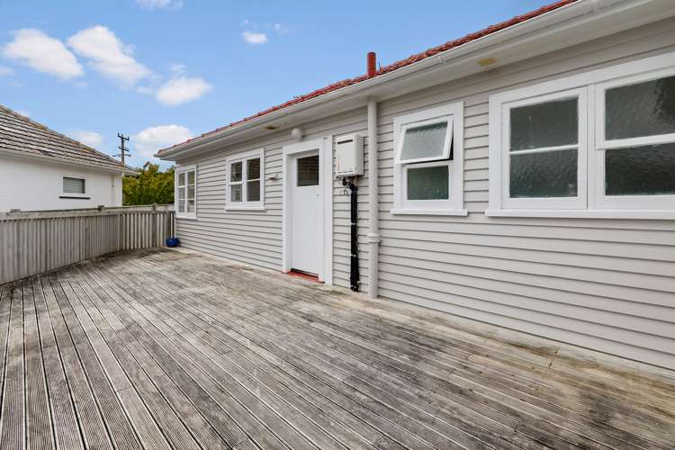 20 Peel Place Wainuiomata_13