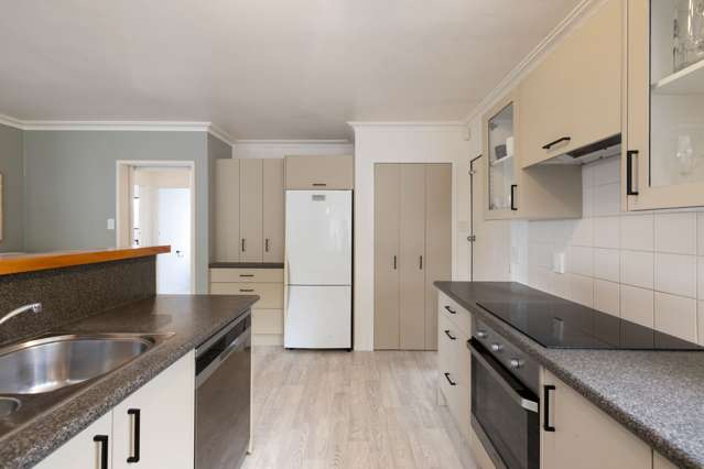 29 Glendale Drive Dinsdale_4