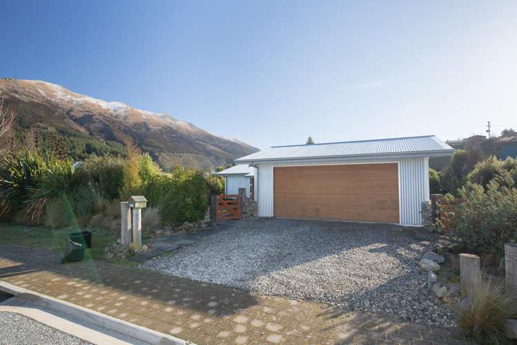 33 Hewson Crescent Lake Hawea_16