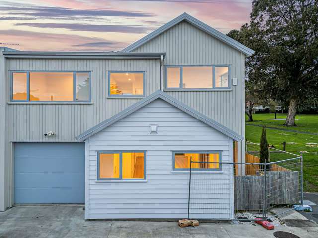 Parkside Perfection & Brand New Interior
