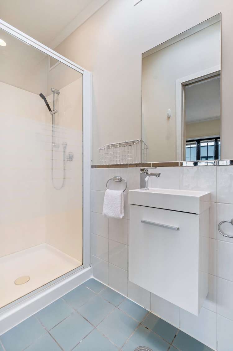 1f/8 Farnham Street Parnell_8