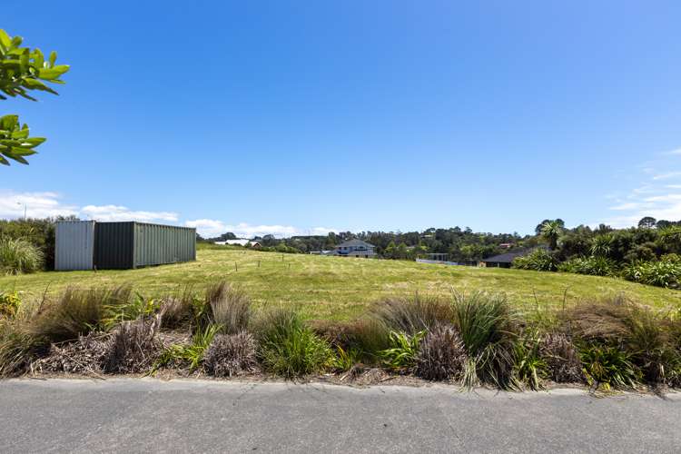 3 Laguna Place Matakatia_5