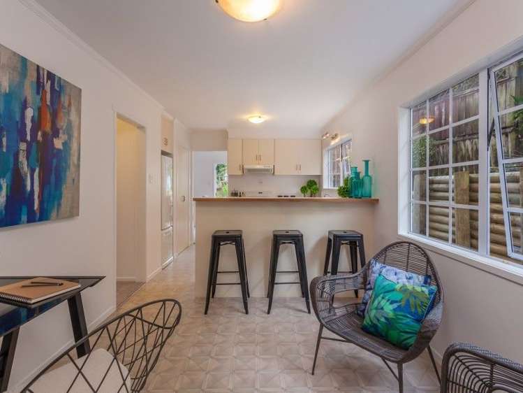 3/21 Deane Avenue Titirangi_6