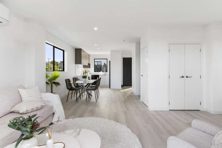 6 Tupuke Lane Mt Roskill_3