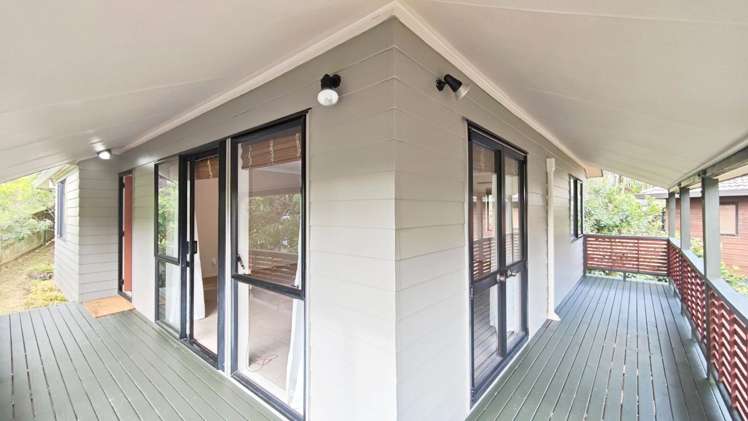 Topliss Drive Northcross_17