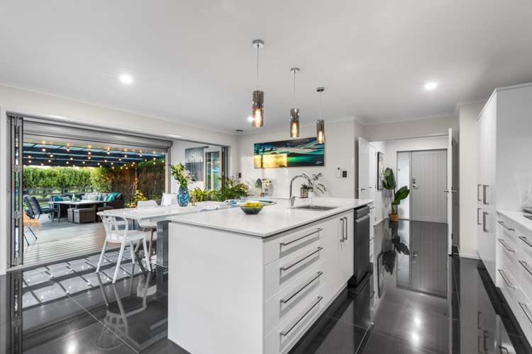 1 Royal Ascot Drive Papamoa_7