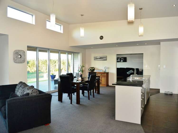 10 Lakeside Terrace Westport_8