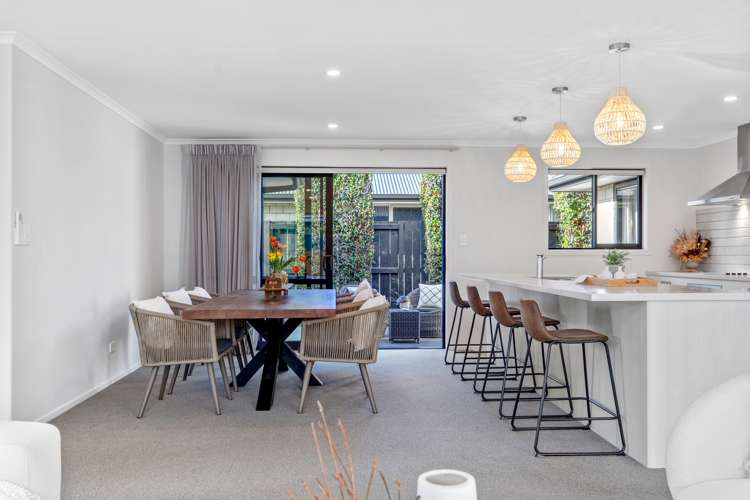 21 Livingstone Drive Papamoa_14