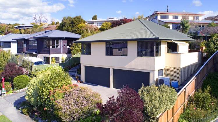 35 Washbourn Drive Richmond_19