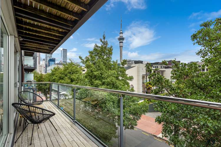 304/125 Customs Street Auckland Central_25