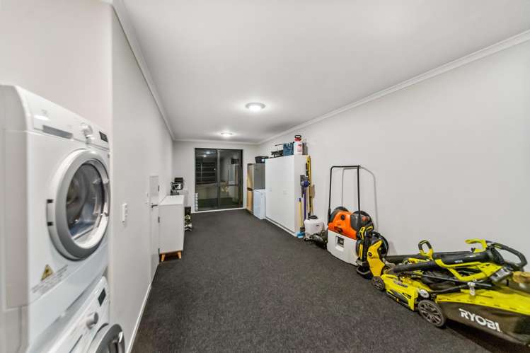 38 Matairangi Avenue Totara Heights_21