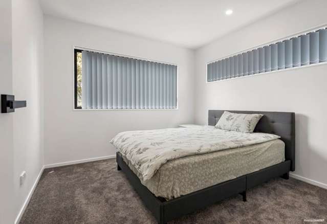 8B Hobart Crescent Wattle Downs_4