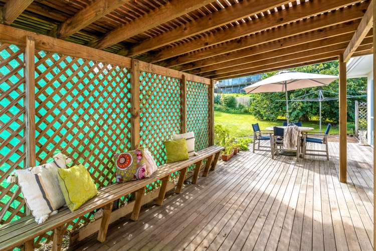 27 Alison Road Surfdale_10