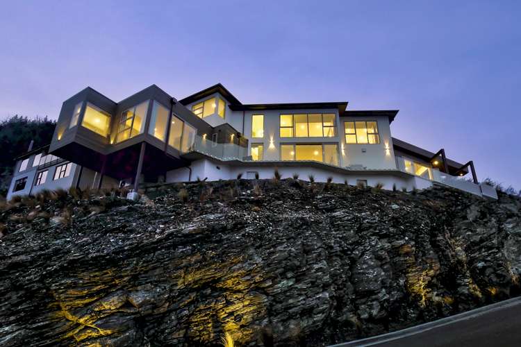 1 Conifer Lane Queenstown_4