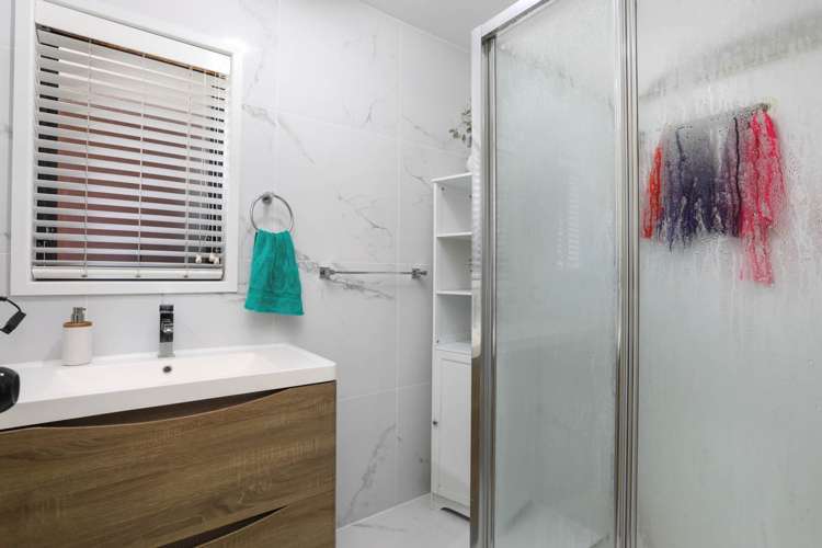 6 Alderson Lane Favona_11