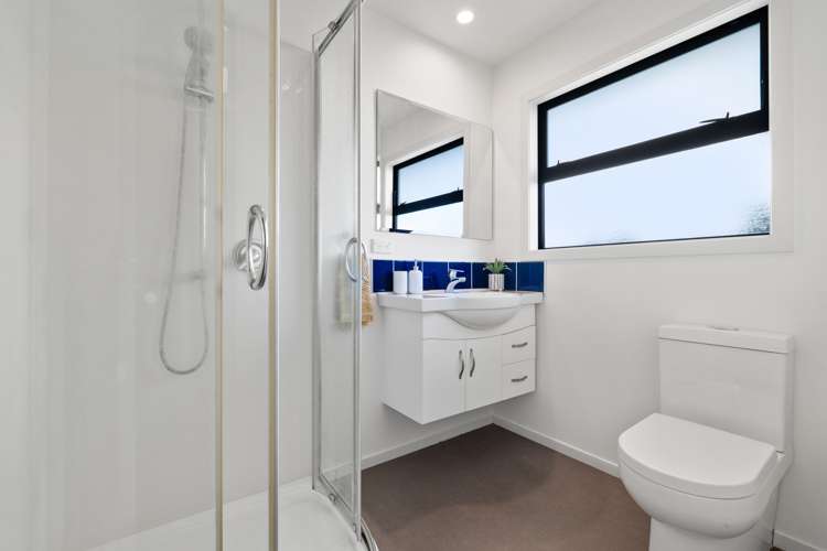 651 Ferry Road Woolston_18