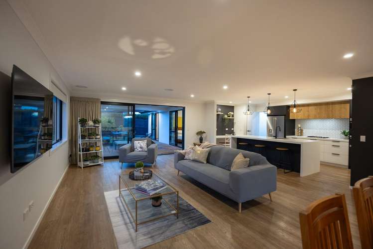12 Huffington Place Feilding_3