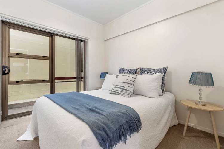 1/17 Butley Drive Farm Cove_9