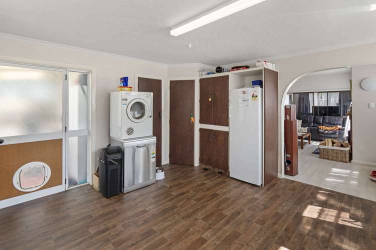 12 Thrush Street Taihape and Surrounds_8