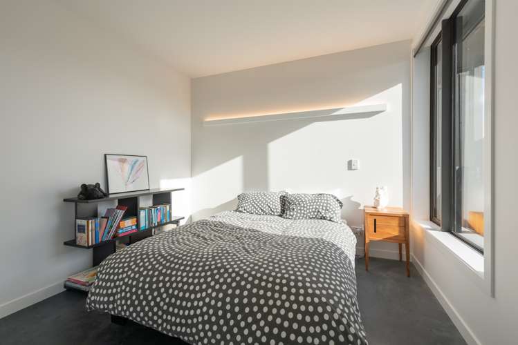 64 Ira Street Miramar_17