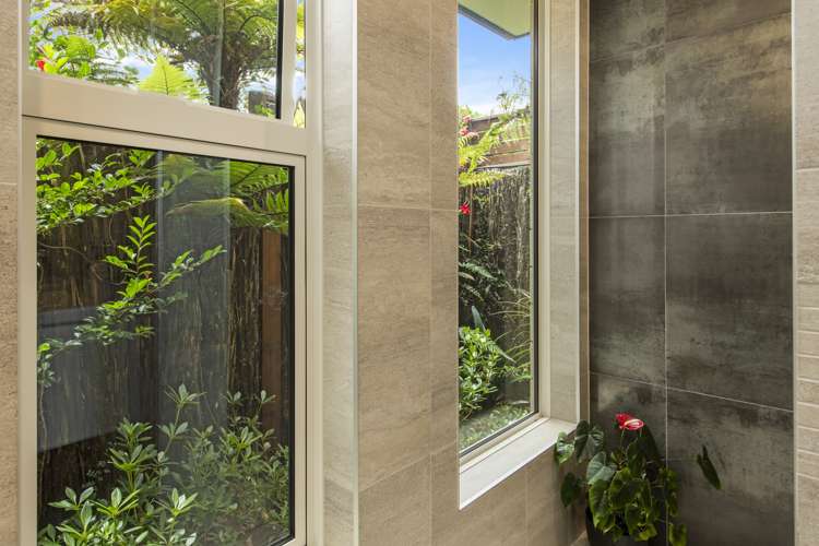 30 Broadwater Close Pyes Pa_23