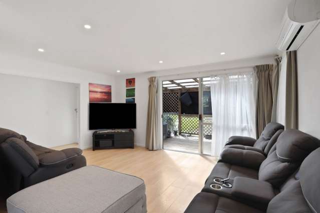 16 Kemp Road Massey_2