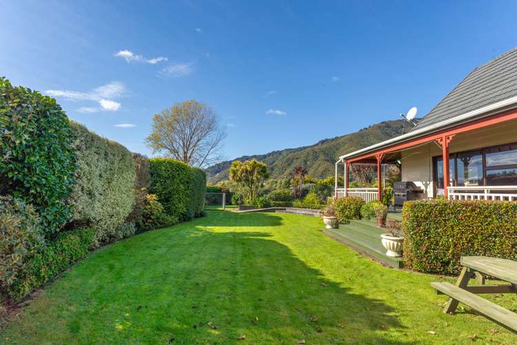 1 Beach Road Waikawa_9