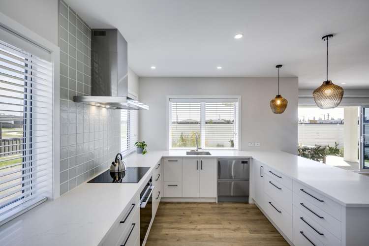 25 Wai Whatu Street Meeanee_4