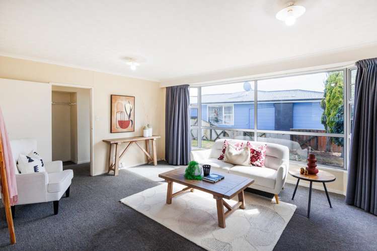 152 Milson Line Milson_5