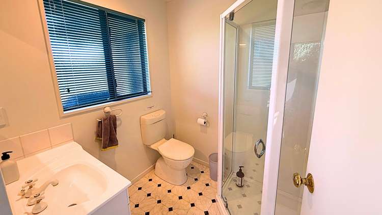 28 Nyhane Drive Ligar Bay_8