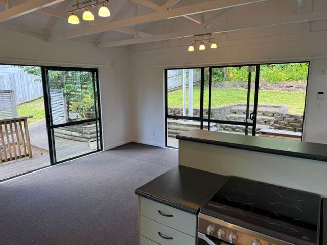 51A South Lynn Road Titirangi_2