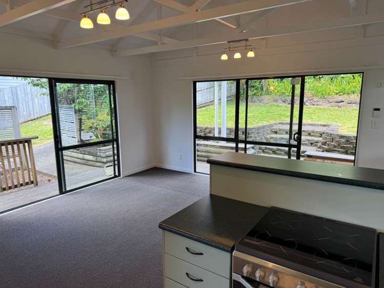 51A South Lynn Road Titirangi_2