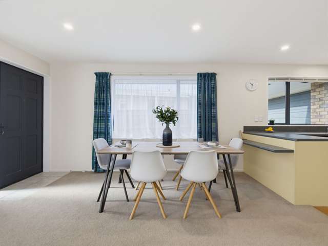 26 Neale Avenue Stoke_4