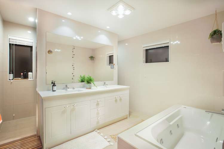 23 Pioneer Rise Silverdale_11