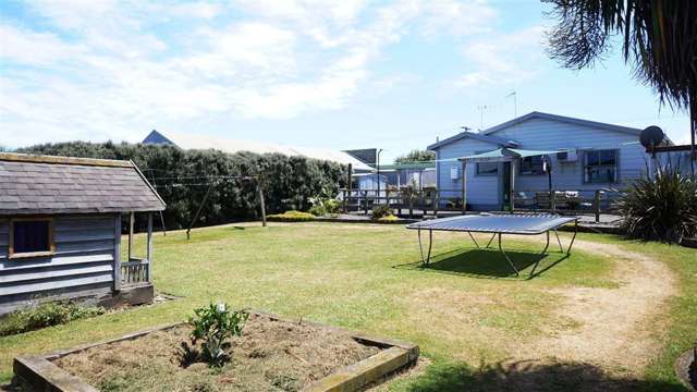 68 South Road Manaia_3