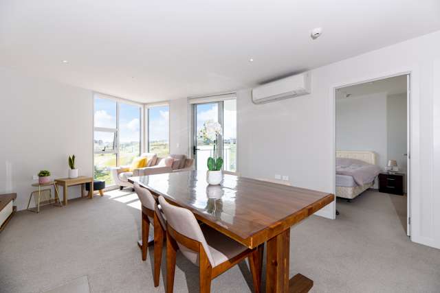 504/1 Rose Garden Lane Albany_3