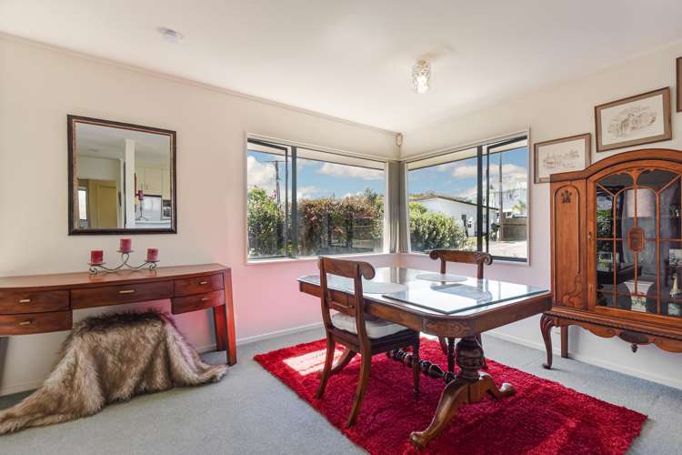 36 Willow Avenue Stoke_6