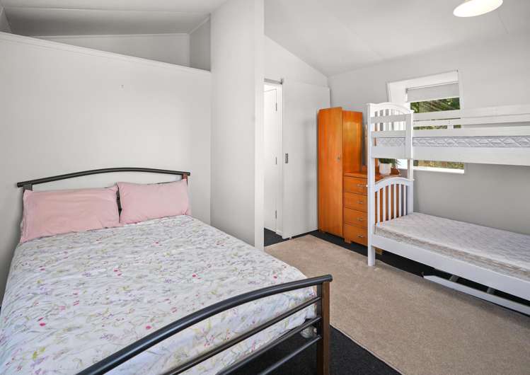 8 Chalet Crescent Hanmer Springs_11