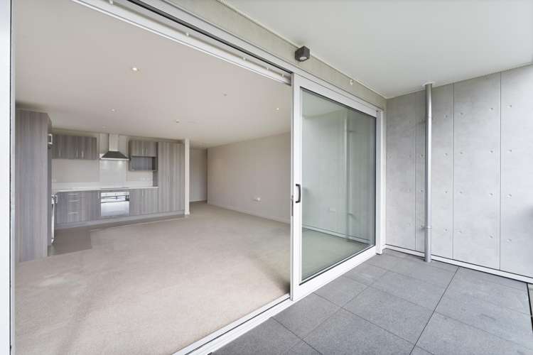 204/27 Don Mckinnon Drive Albany_10