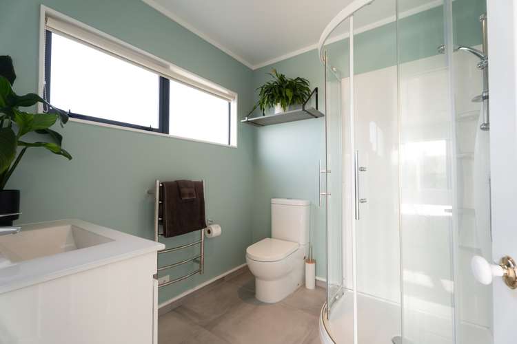 7 Amesbury Drive Churton Park_17