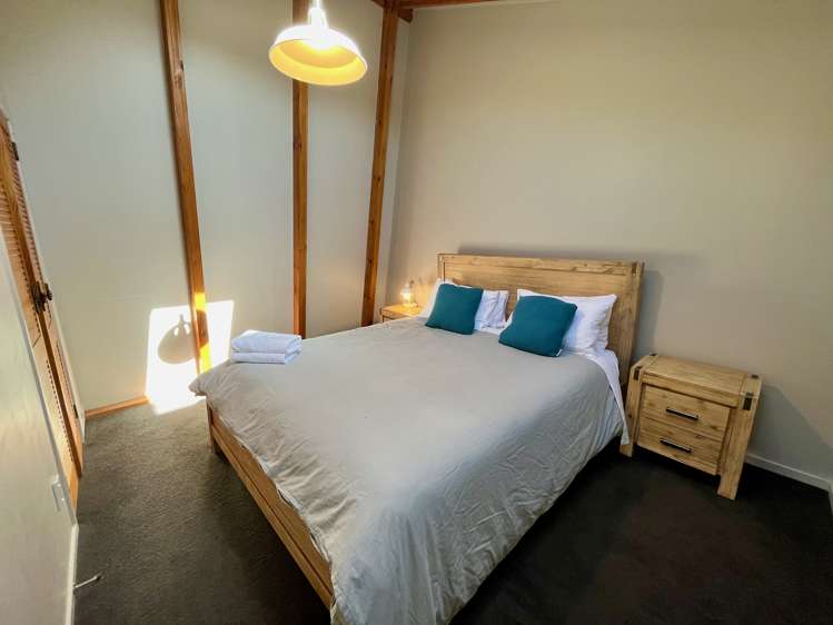 98 Clyde Saint (State Highway 49) Ohakune_8